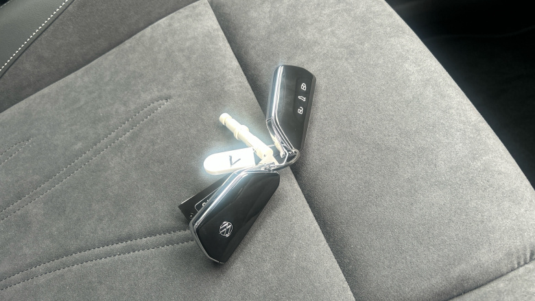 Volkswagen Tayron 2.0 TDI Elegance 5dr DSG7 [7 Seat] Diesel Estate